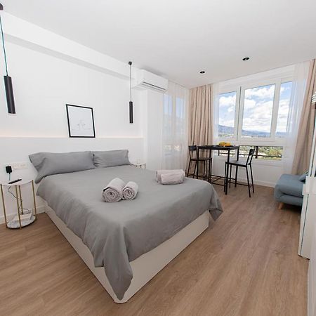 Modern Apartment With Stunning Views Марбелья Экстерьер фото